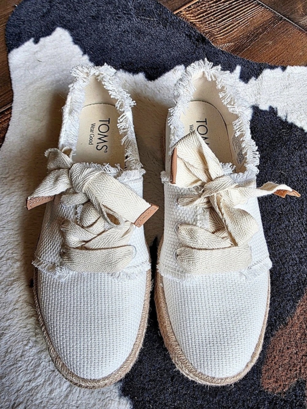 TOMS Carolina Lace-Up Espadrille Cream Sneakers